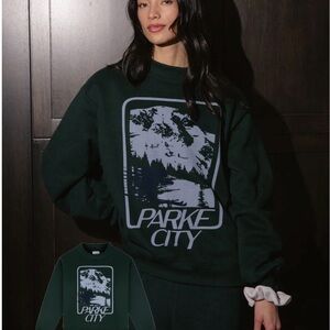 Parke City Forest Graphic Sweatshirt - Dark Green